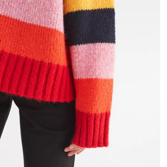 Urban Outfitters Striped Sweater NEW Medium - Picture 4 of 8